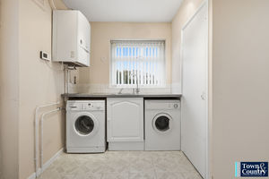 Richard Avenue - click for photo gallery